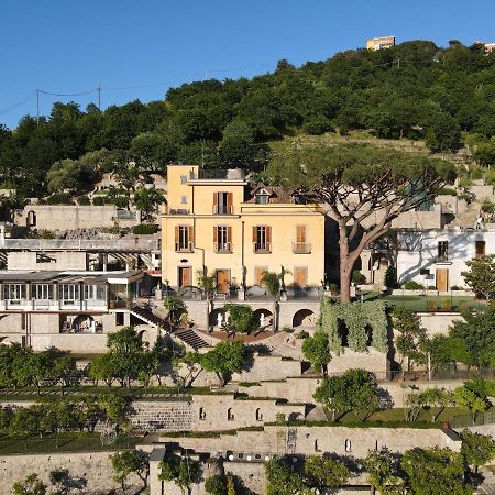 Villa Di Natale Pagani Extérieur photo